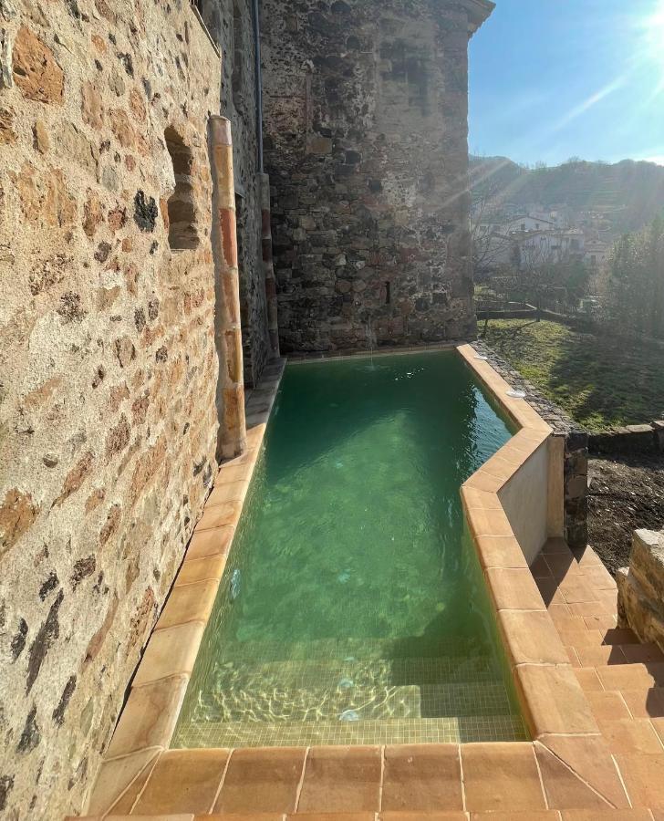 Hotel Cal Sastre Santa Pau Luaran gambar
