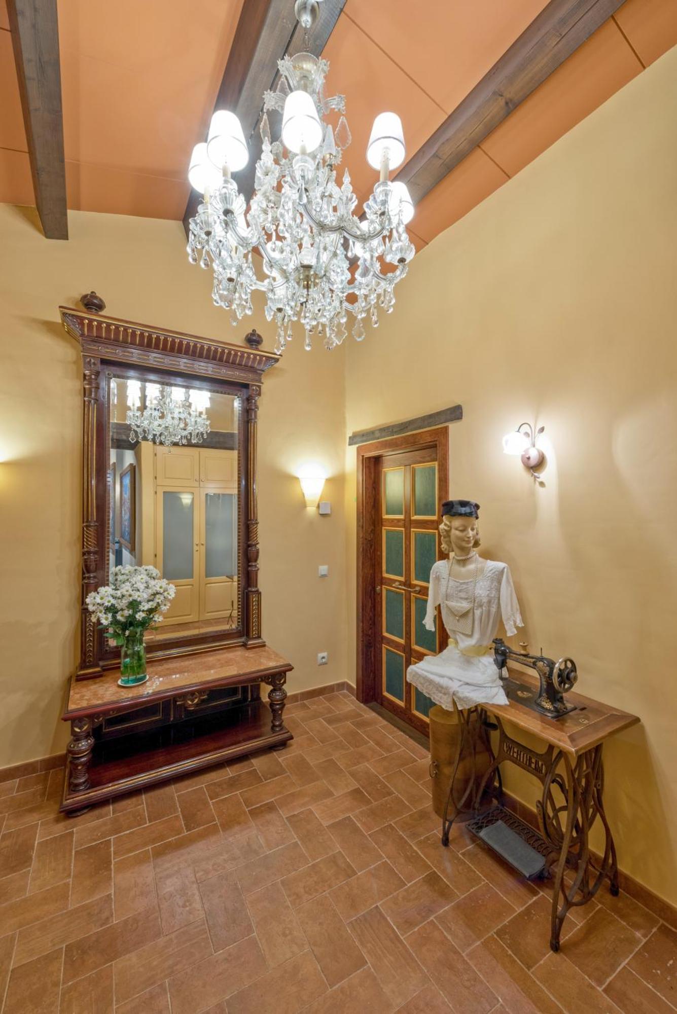 Hotel Cal Sastre Santa Pau Bilik gambar