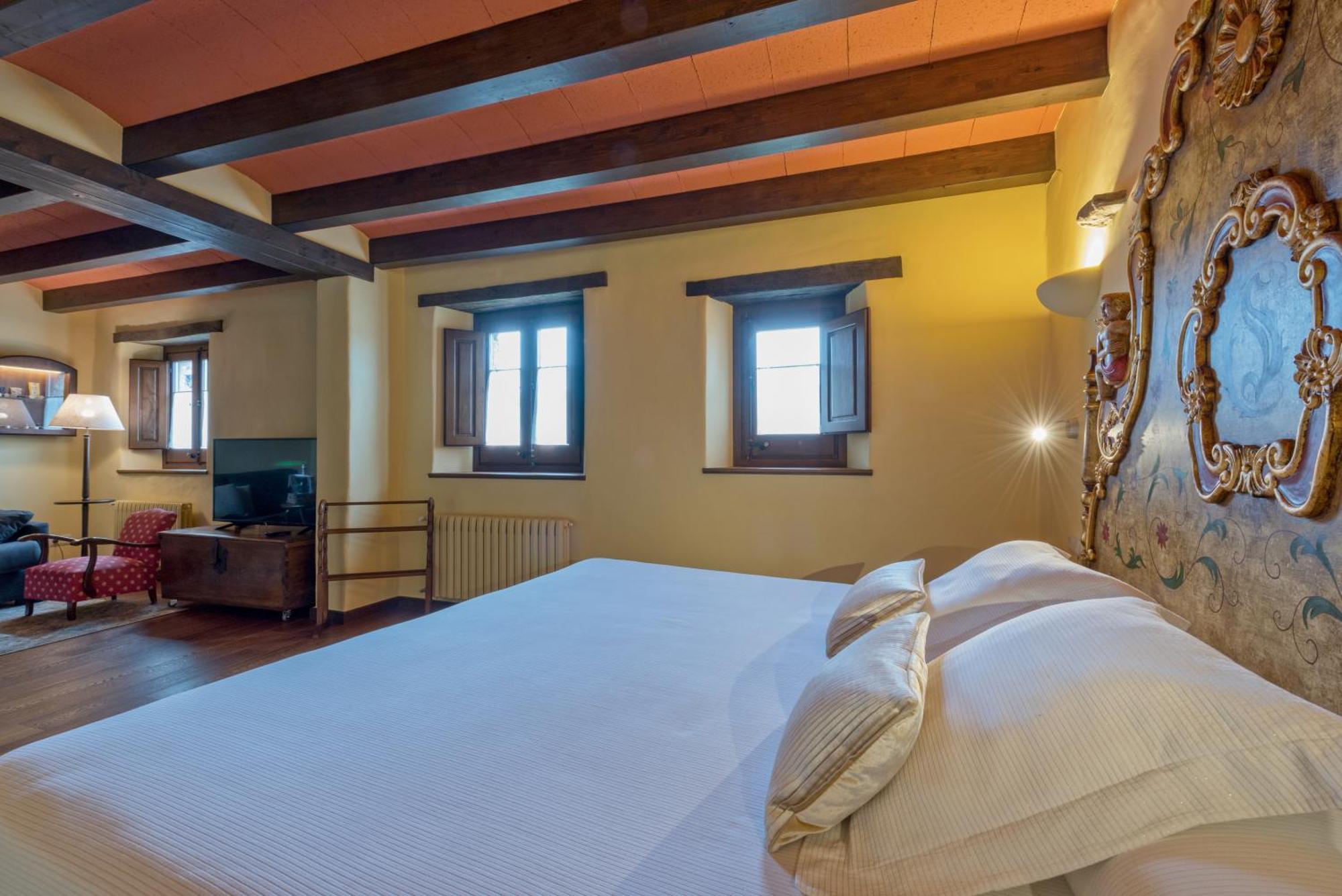 Hotel Cal Sastre Santa Pau Bilik gambar
