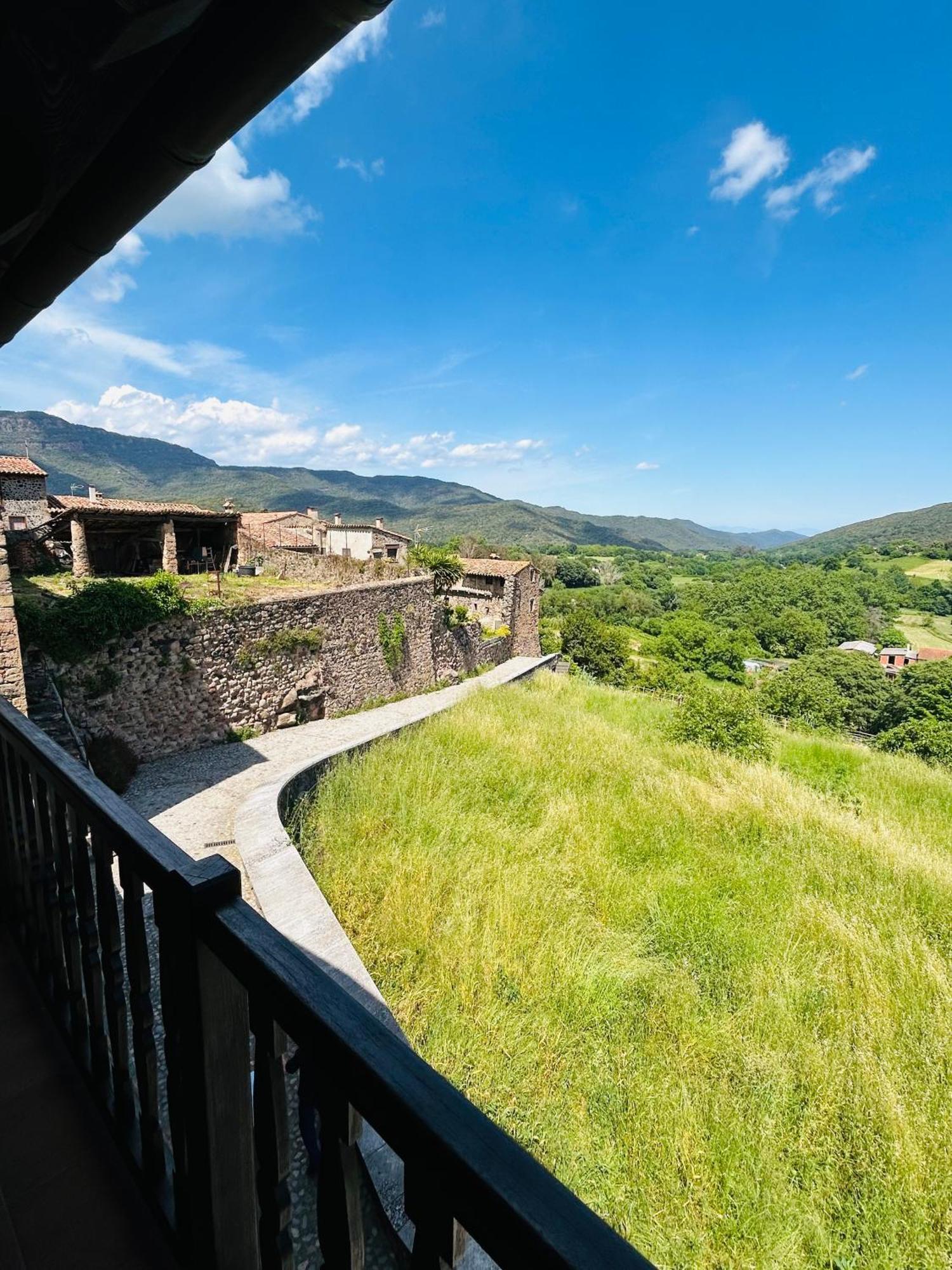 Hotel Cal Sastre Santa Pau Bilik gambar